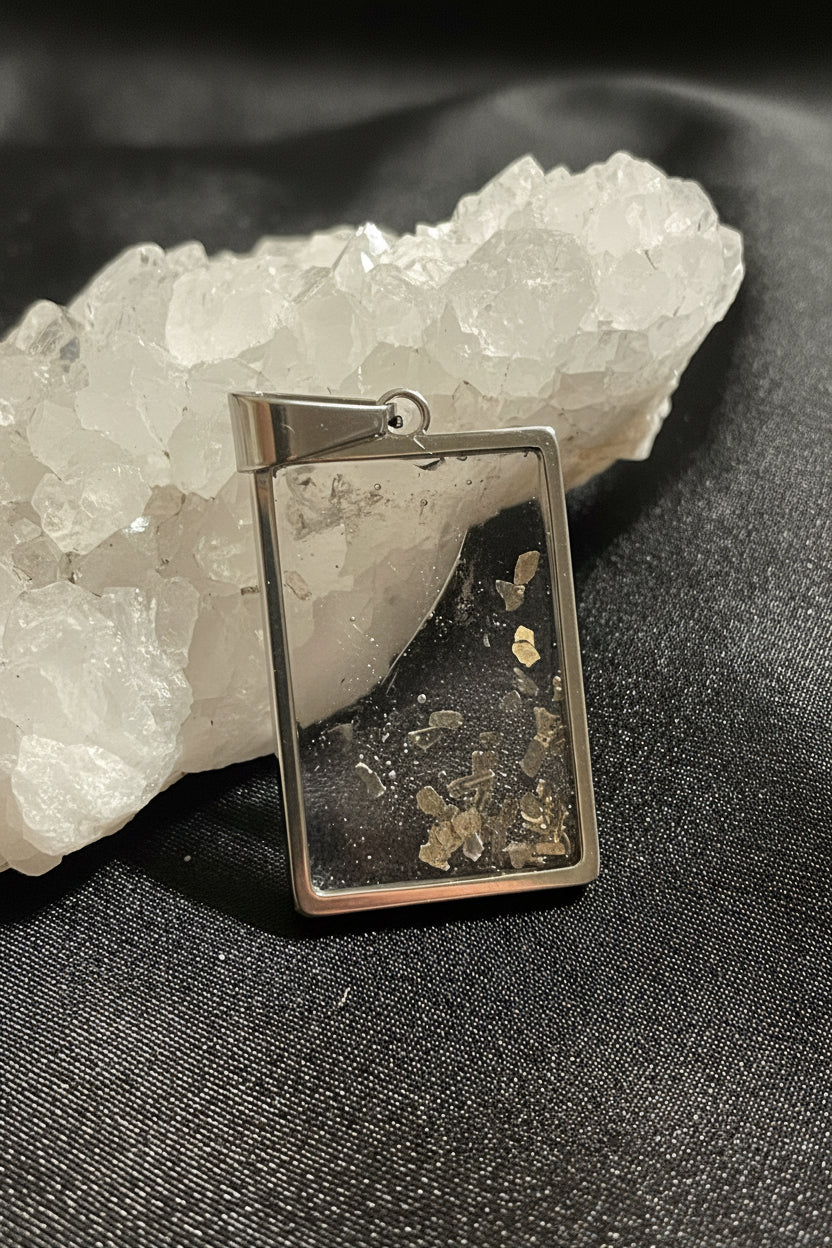 Mineral Lux Pendant
Energy Art by Mazy